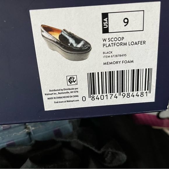 Women's Black Platform Loafers - Picture 1 of 4